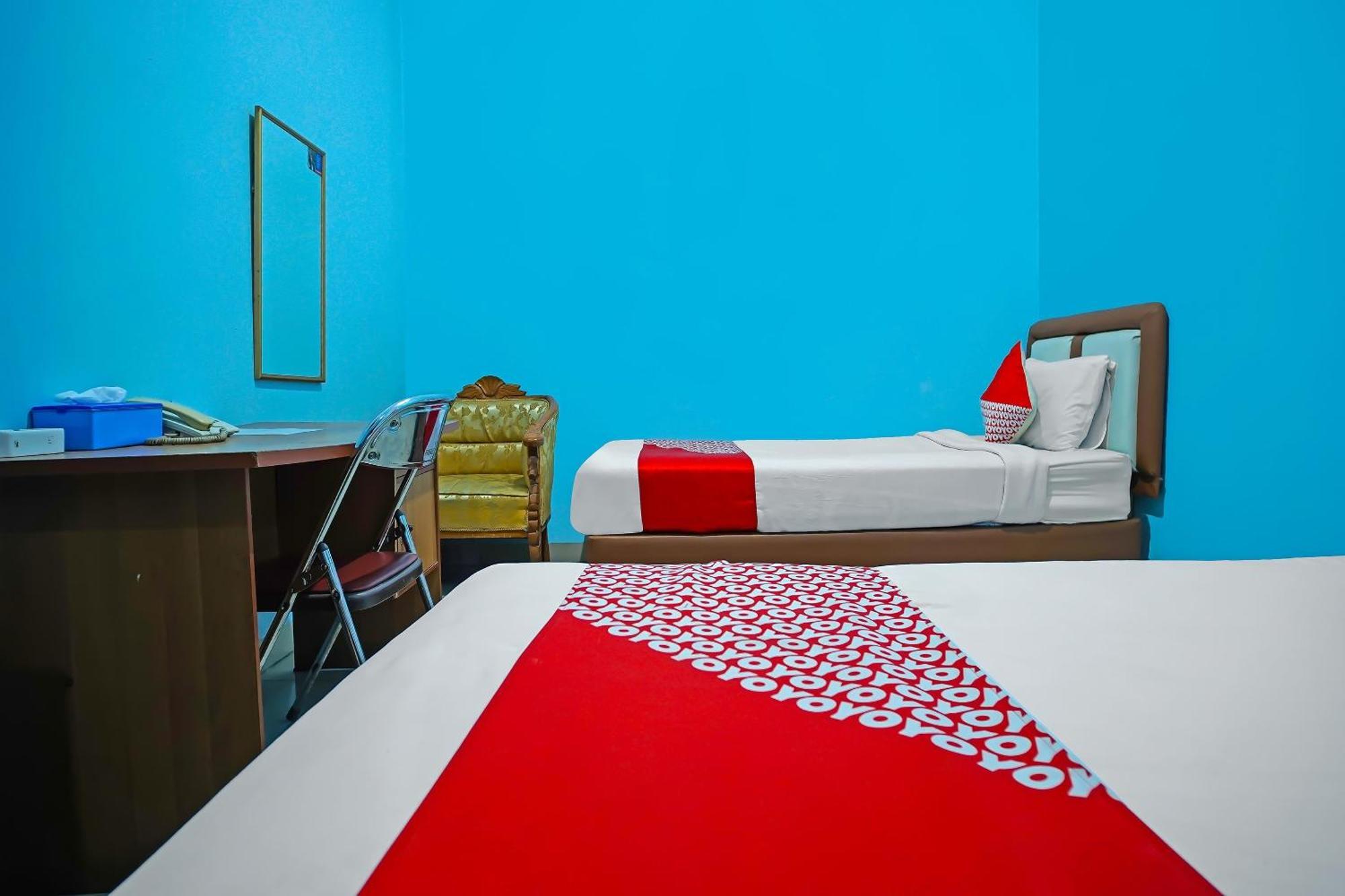 Oyo 92577 Hotel Sidikalang Near Kejaksaan Negeri Dairi Екстериор снимка